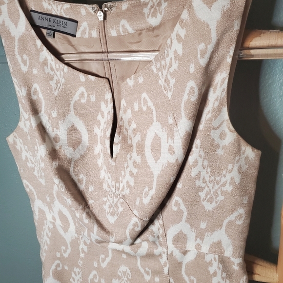 Anne Klein sheath dress with notch size 6 - Picture 4 of 13
